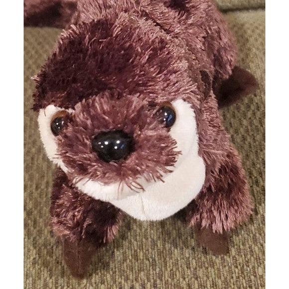 Small Realistic 2014 Wildlife Artists Inc. Stuffed Otter Plush Toy Zoo - Picture 1 of 11